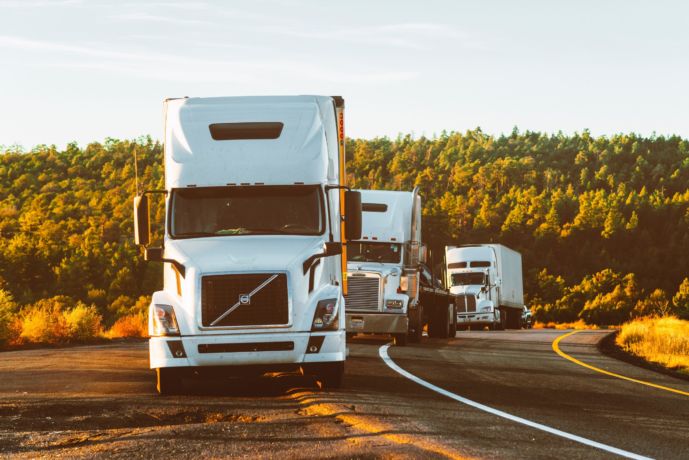 truck_driver-scaled trucking business